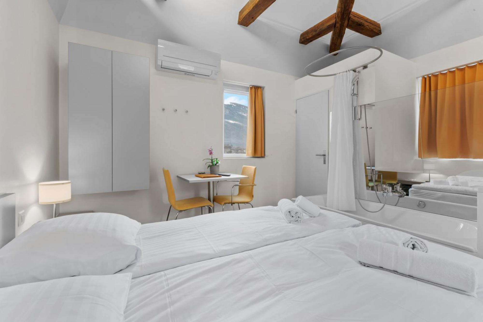 Hotel De La Poste Sierre ภายนอก รูปภาพ