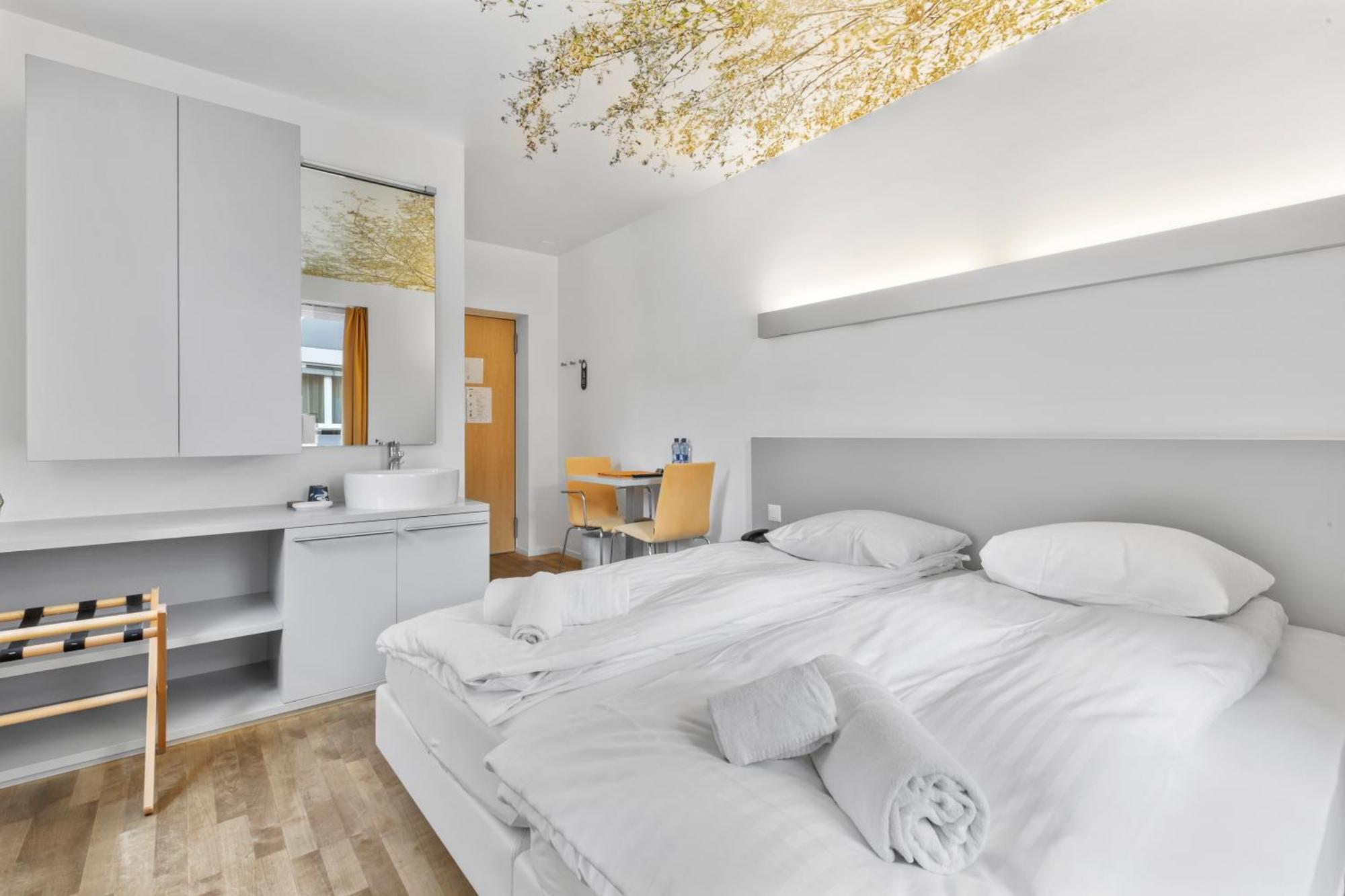 Hotel De La Poste Sierre ภายนอก รูปภาพ