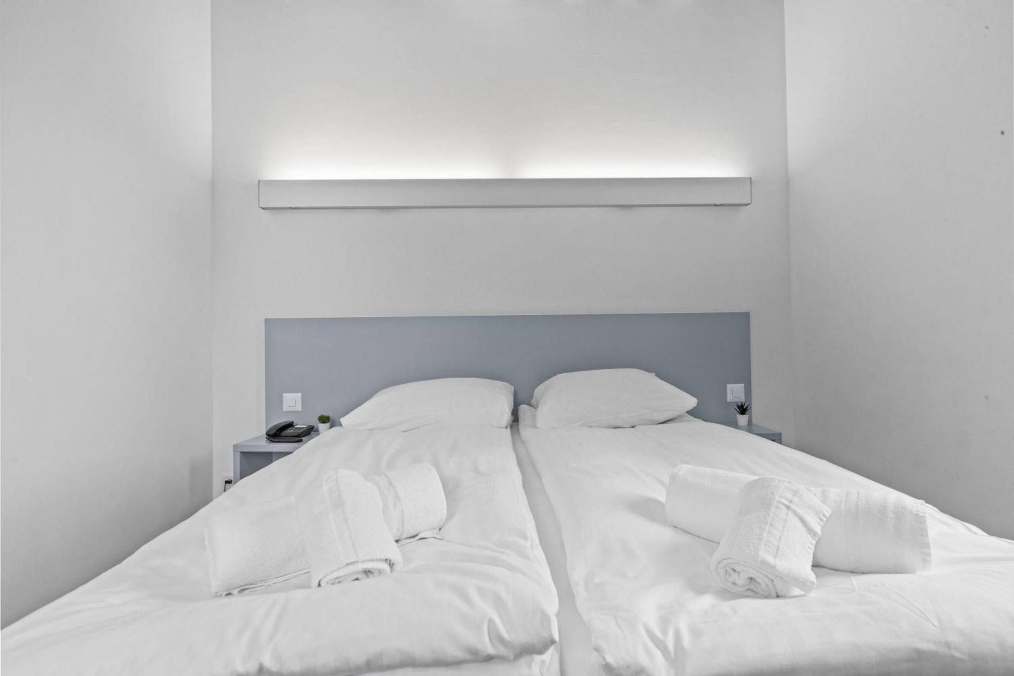 Hotel De La Poste Sierre ภายนอก รูปภาพ